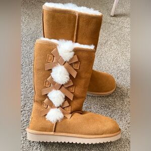 Koolaburra  by Ugg Tan Winter Boots with Faux Fur size 8 brand new